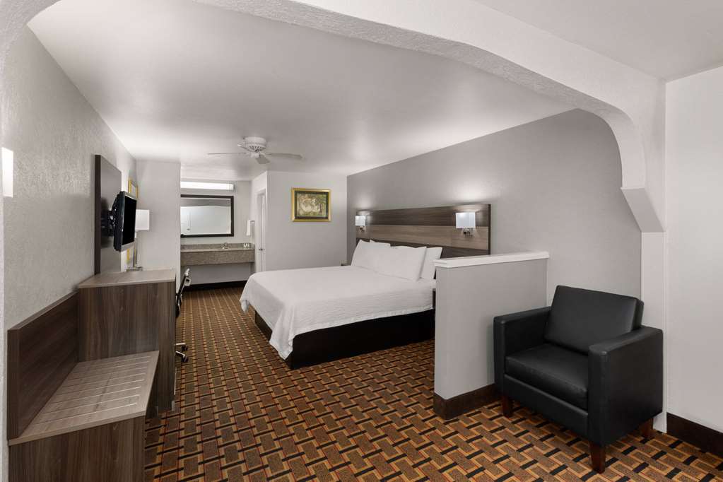 Ramada Limited San Angelo - photo 39