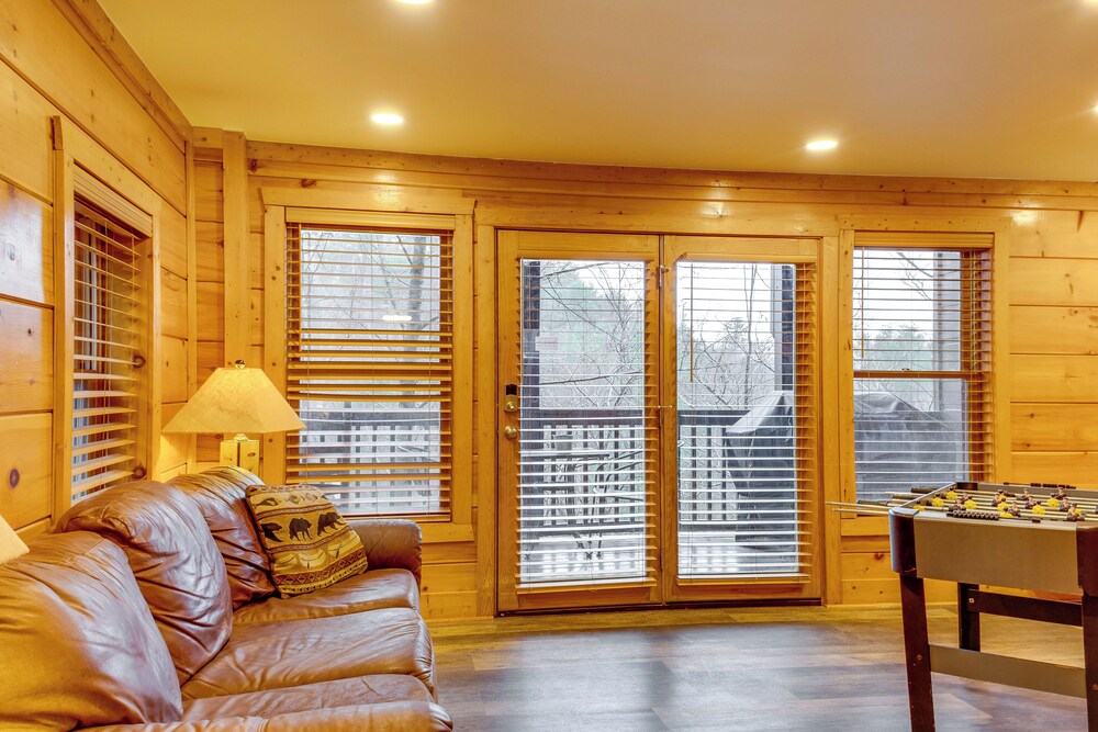 3 Mi To Dollywood Pigeon Forge Resort Studio - photo 10