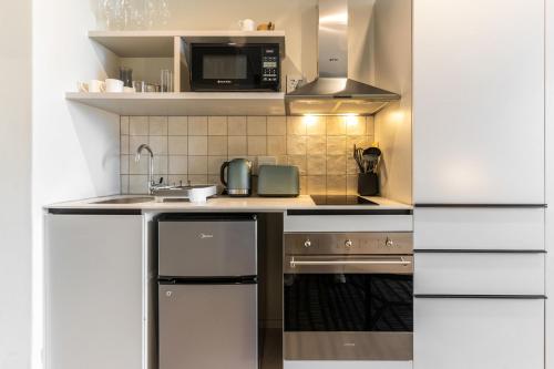 The Rose510: City Centre Stylish Studio Apartment