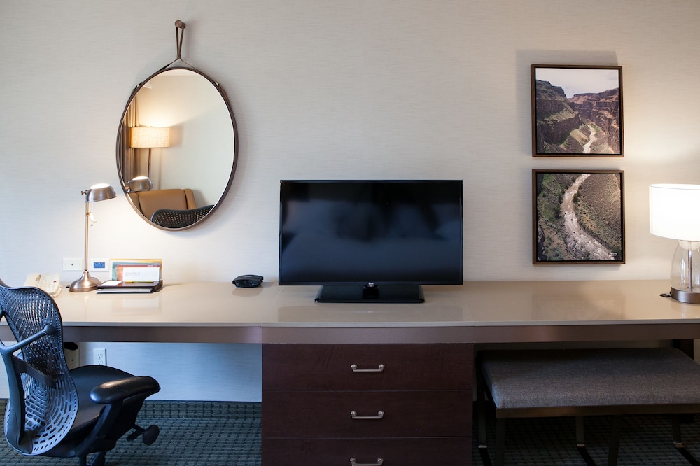 Hilton Garden Inn Boise Eagle - photo 54