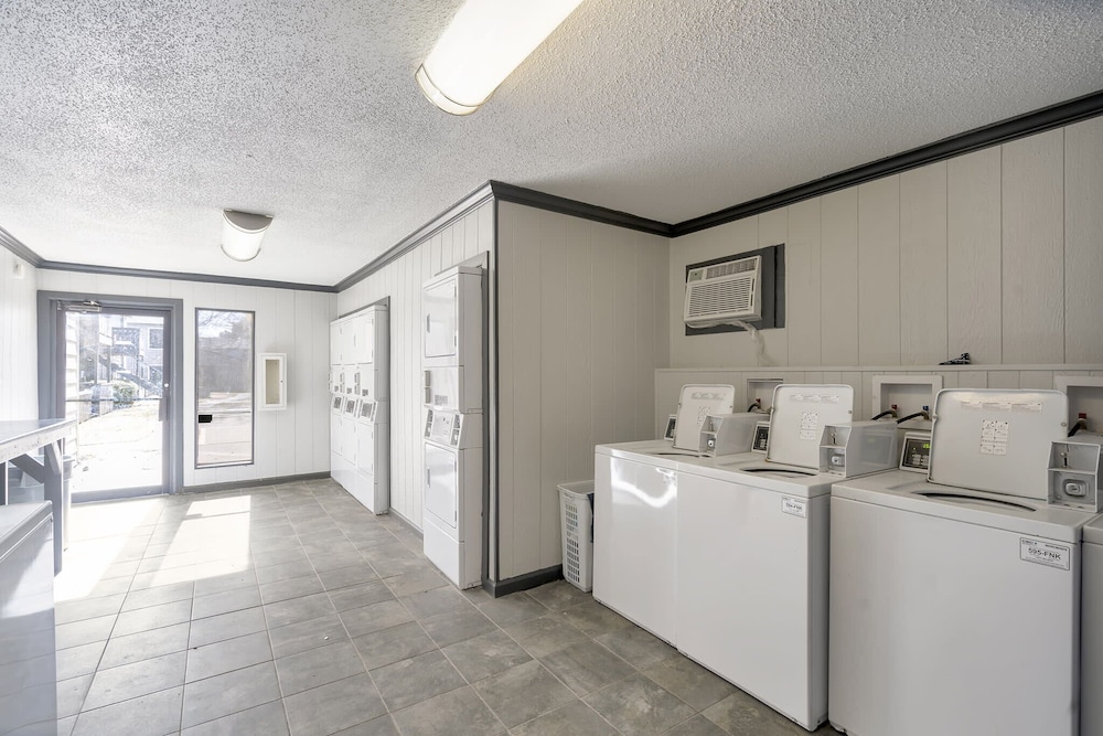 Relaxing Quaint 1BR in Heart of Midland - photo 42