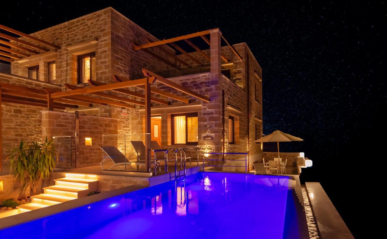 Athinais Villa — 4-Star Luxury Hotel in Palaiochora, Greece