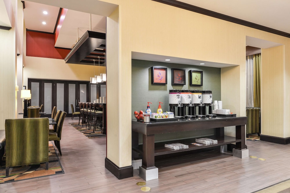 Hampton Inn & Suites Big Spring - photo 52