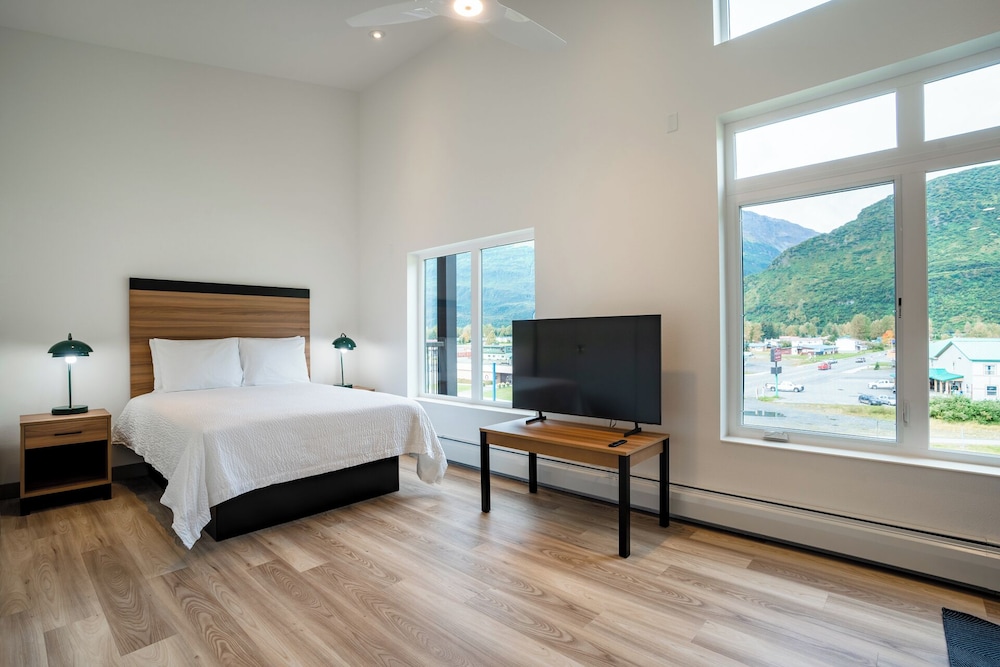 Chugach Naswik Suites - photo 5
