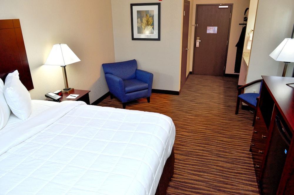 Cobblestone Inn & Suites Monticello - photo 11