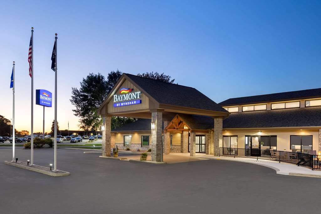 Baymont by Wyndham Owatonna - featured photo