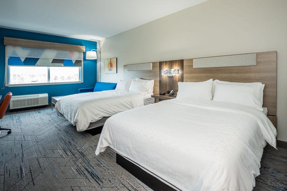Holiday Inn Express & Suites Charlottesville by IHG - photo 17
