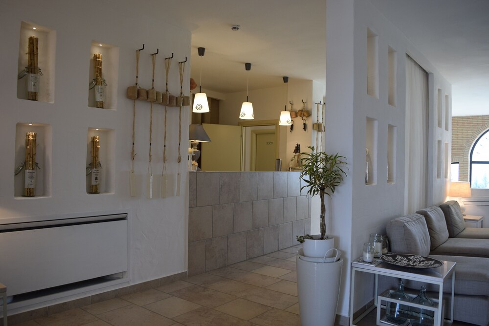 Le Nicchie Guest House — 4-Star Luxury Hotel in Lucera, Italy