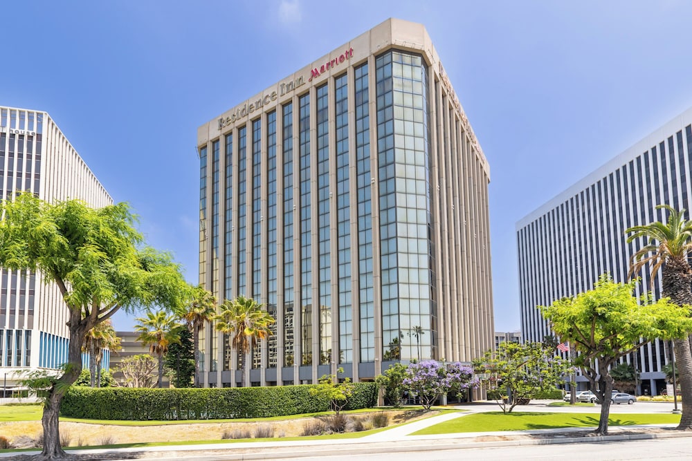 Residence Inn by Marriott Los Angeles LAX Century Boulevard — 4-Star Luxury Hotel in Los Angeles, United States