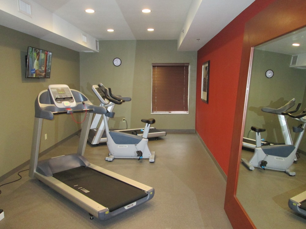 Holiday Inn Express Cloverdale by IHG - photo 56