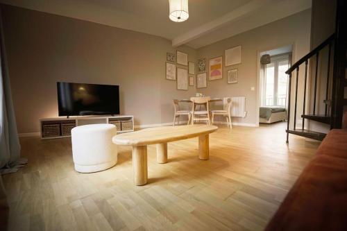 Soft Wood Duplex Historique - last minute hotel in Reims