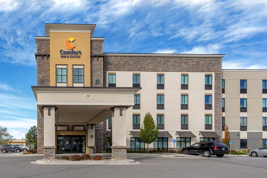 Comfort Inn & Suites Salt Lake City Airport - photo 2