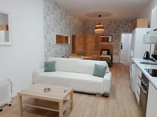 Estudio El Torcal - last minute hotel in Malaga