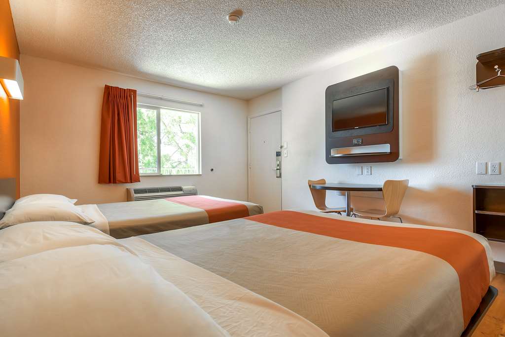 Motel 6 San Diego CA North - photo 8