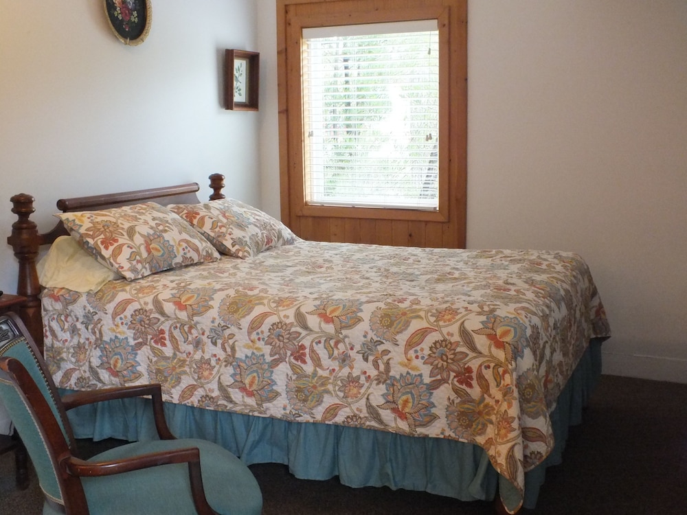Scarborough Inn - photo 13