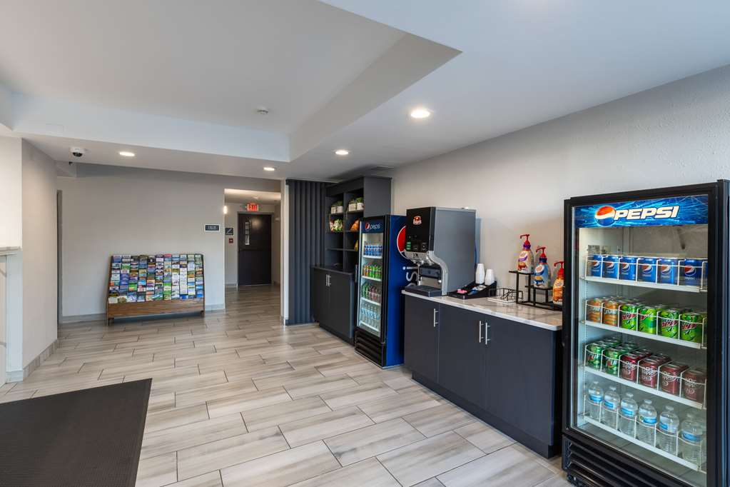 Rodeway Inn & Suites near Outlet Mall Asheville - photo 35