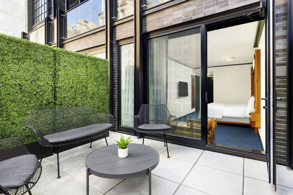 Le Meridien New York Central Park by Marriott - photo 25