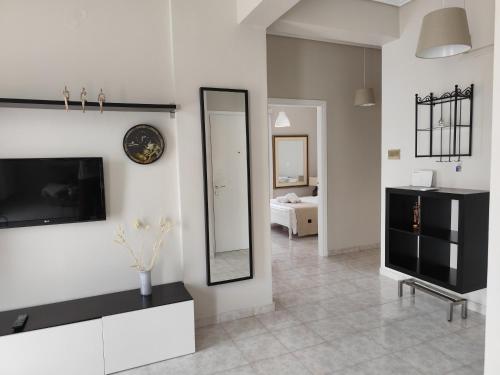 Coast Apartment John — 4-Star Luxury Hotel in Karystos, Greece