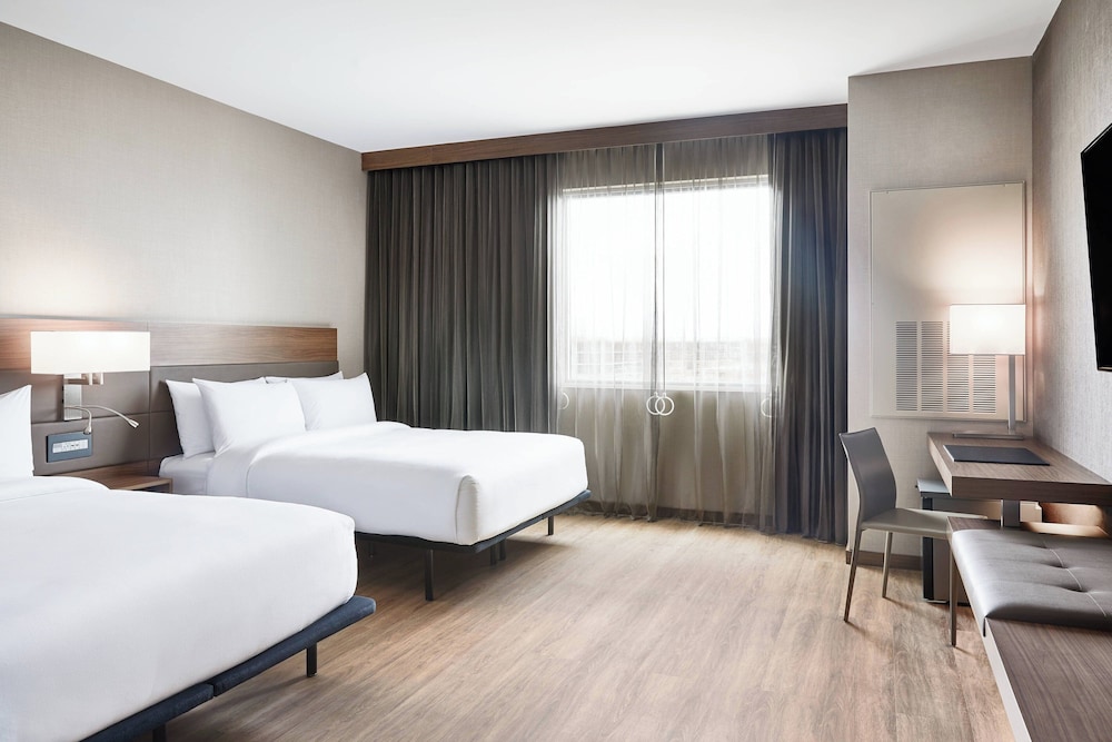 AC Hotel by Marriott Miami Airport West Doral - photo 19