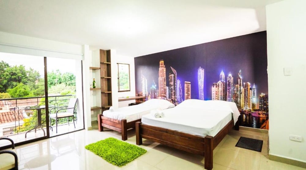 LC Apartahotel