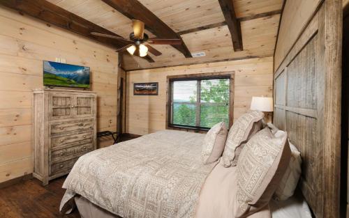 Chestnut Bearadise - last minute hotel in Gatlinburg