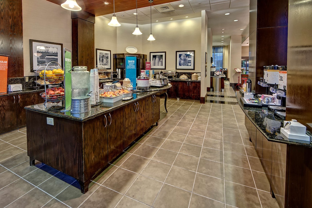 Hampton Inn & Suites Nashville Downtown - photo 62