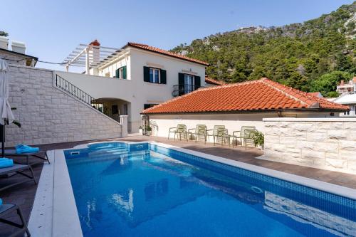 Villa Kogo — 4-Star Luxury Hotel in Hvar, Croatia