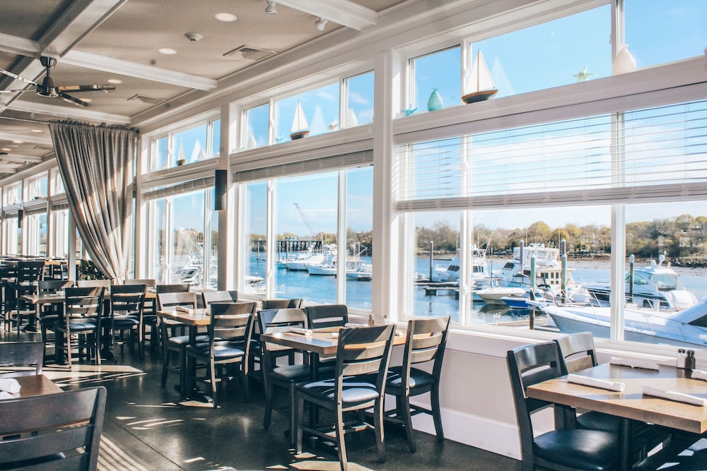 The Hotel at Cape Ann Marina - photo 28