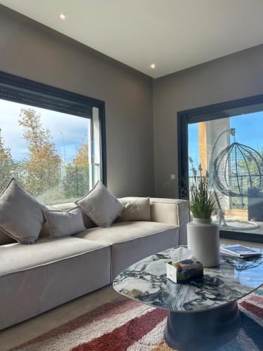 شقة فخمه Luxury apartment — 4-Star Luxury Hotel in Casablanca, Morocco