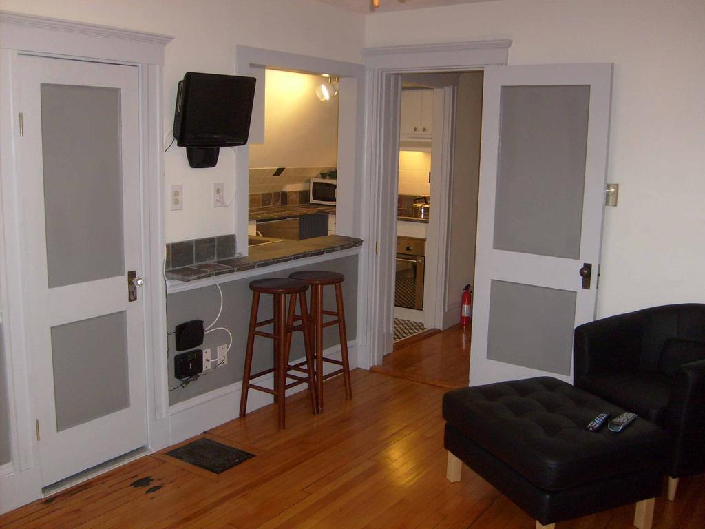 Royal Street Studio - photo 10