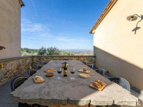 Holiday Home Borgo Carradori by Interhome — 4-Star Luxury Hotel in Lucignano, Italy