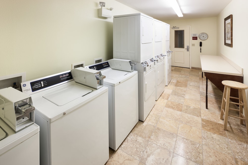 TownePlace Suites by Marriott San Antonio Airport - photo 19