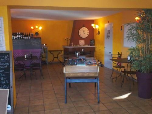 Le Bistrot de la Place — hotel in La Guingueta D'ix