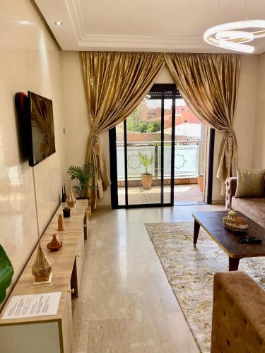 Golden house — 4-Star Luxury Hotel in Marrakesh, Morocco