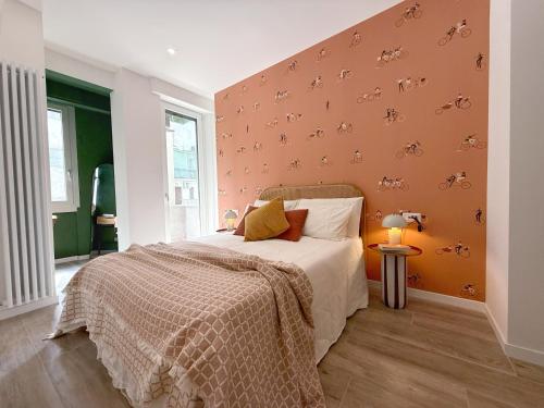 Muratori Orange Bohemian House 3 bedrooms — 4-Star Luxury Hotel in Milan, Italy