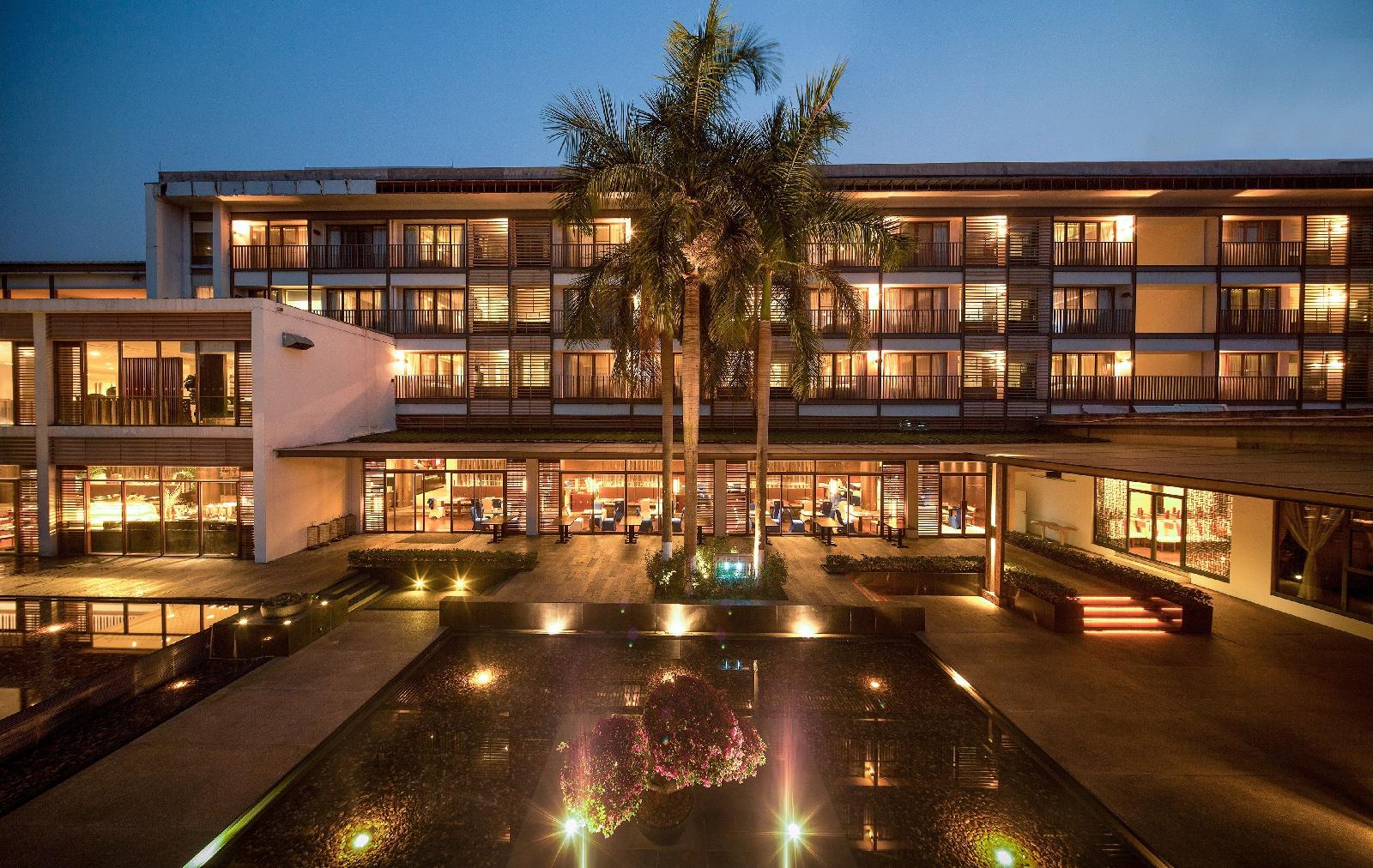 Baiyun Lakeside — 4-Star Luxury Hotel in Guangzhou, People's Republic of China