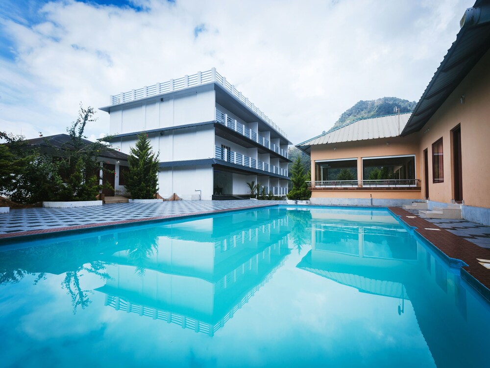 Misty Garden Resorts — Munnar — photo 2