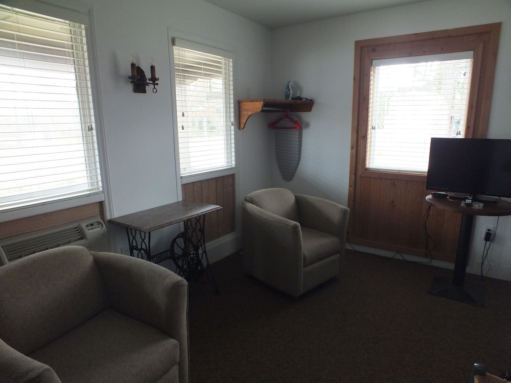 Scarborough Inn - photo 27