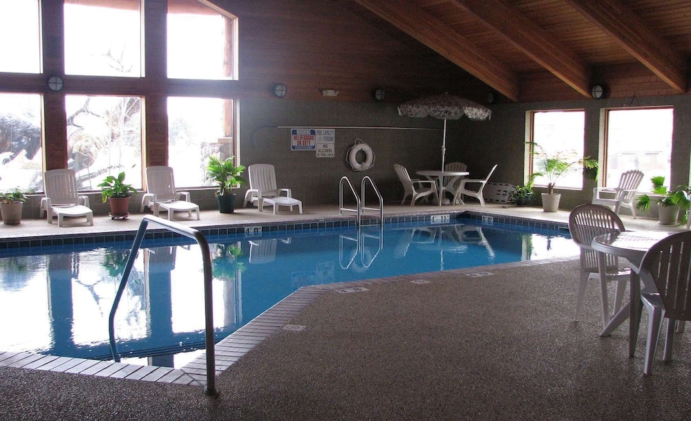 AmericInn by Wyndham Cody - photo 38