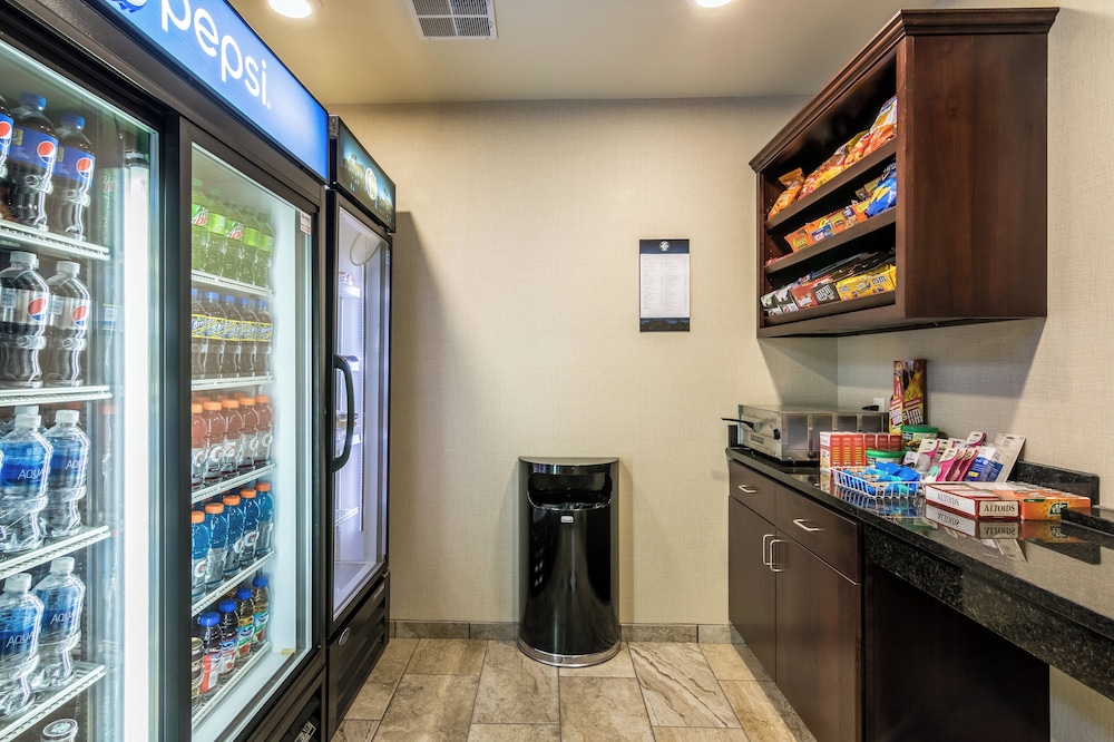 Cobblestone Inn & Suites Barron - photo 42