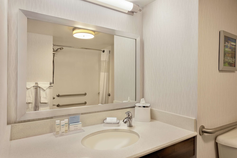 Hampton Inn Birmingham Trussville - photo 28
