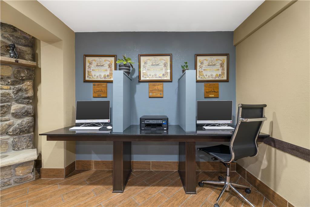 Best Western Maritime Inn - photo 12