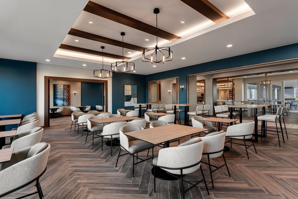 SpringHill Suites by Marriott Chula Vista Eastlake - photo 18