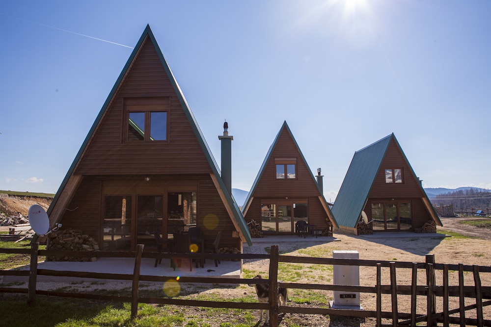 Tre Case in Zabljak, Montenegro