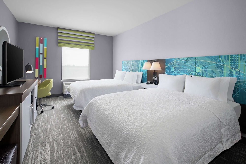 Hampton Inn Sikeston - photo 12