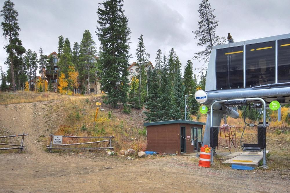 Saddlewood #46 Ski In Ski Out to Snowflake Lift Walk to Town - featured photo