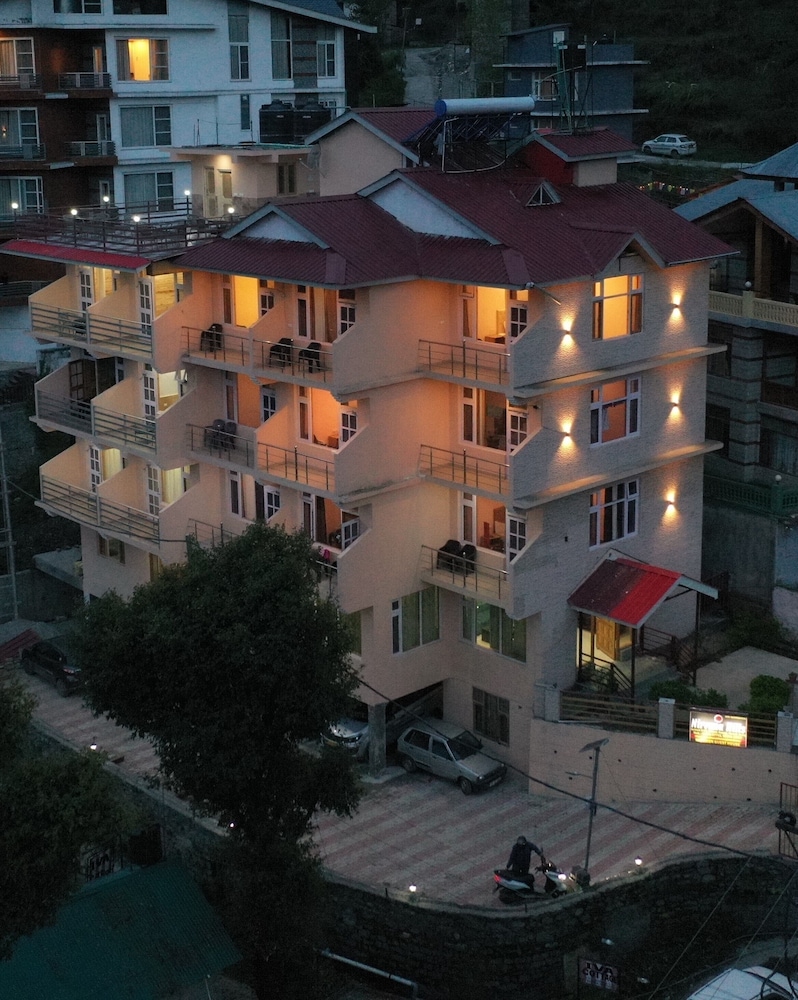 Nirvana Hills - last minute hotel in Manali