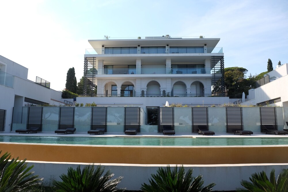 Villa Maxima — 5-Star Luxury Hotel in Sainte-Maxime, France