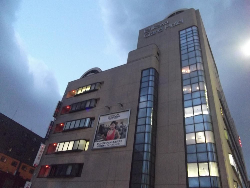Ichikawa Grand Hotel — hotel in Funabashi