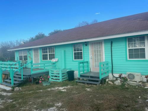 Windsor place — 4-Star Luxury Hotel in George Town, Bahamas